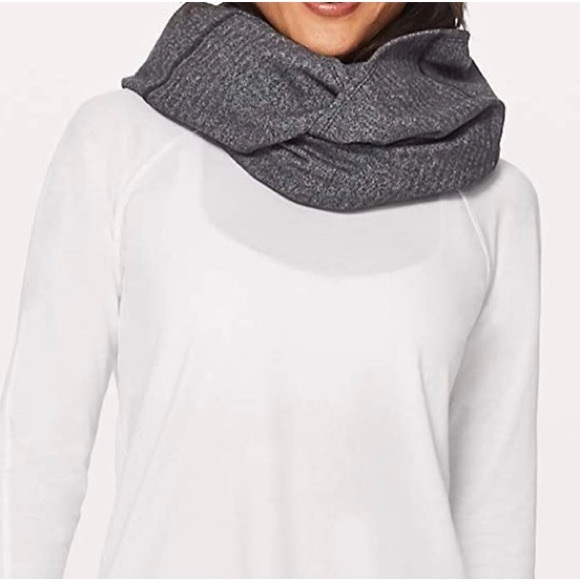 LULULEMON Rulu Scarf - Dark Heather Grey Snap Vinyasa Scarf - One Size EUC - Picture 14 of 16